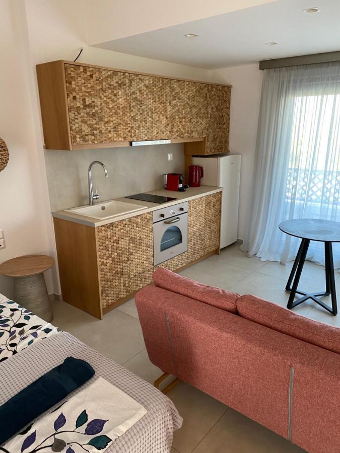 Anax Suite Pera Gyalos Exteriér fotografie